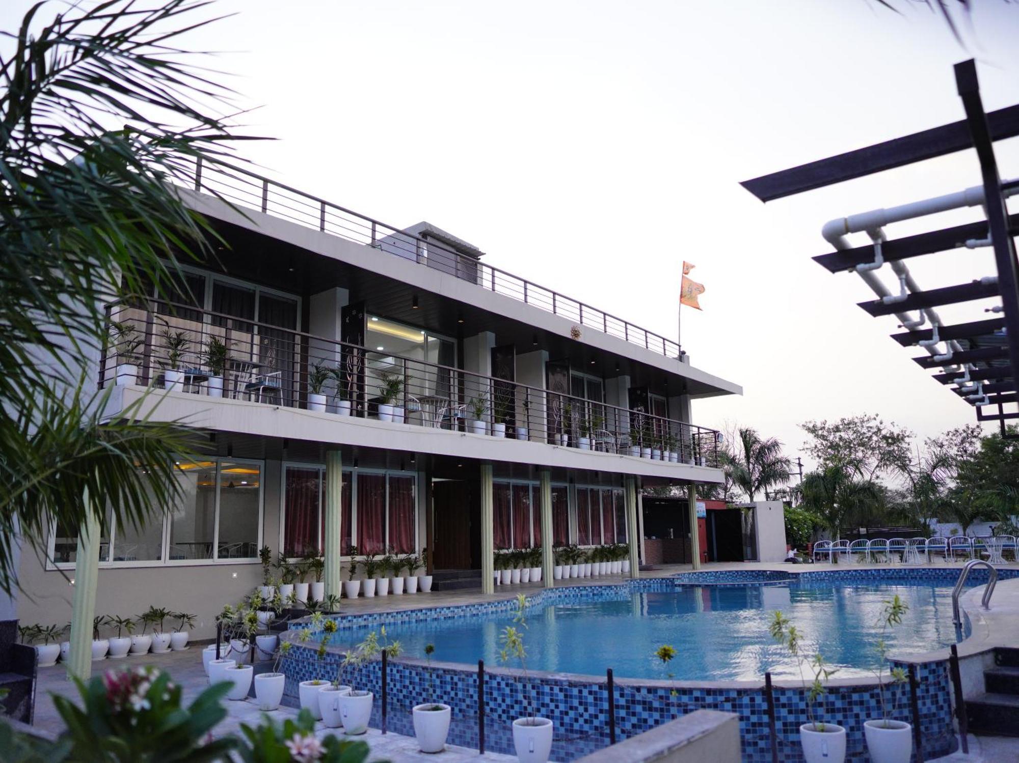 Fun O Farm Luxury Farm Villa อินดอร์ ภายนอก รูปภาพ
